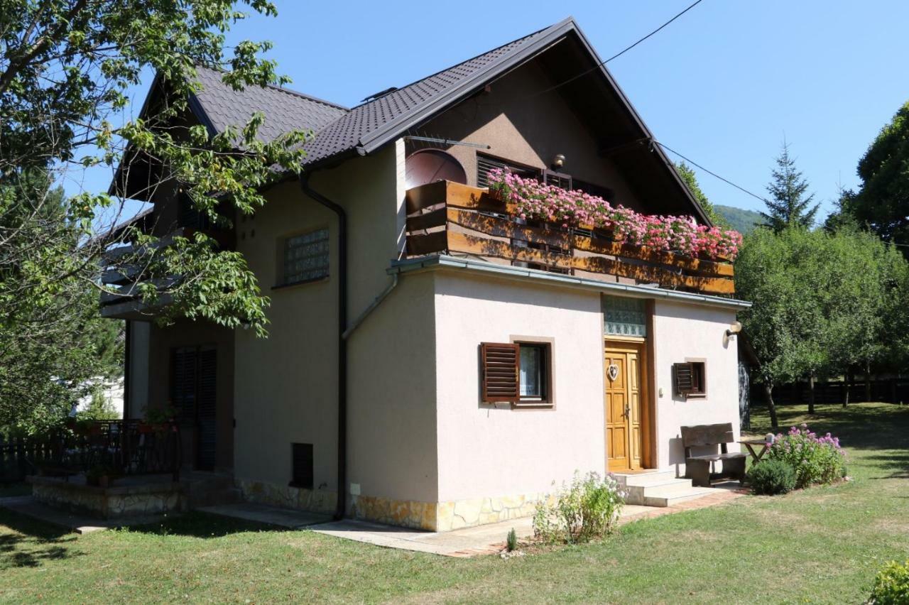 Holiday Home "Iris" Near Plitvice Lakes Rudanovac Esterno foto